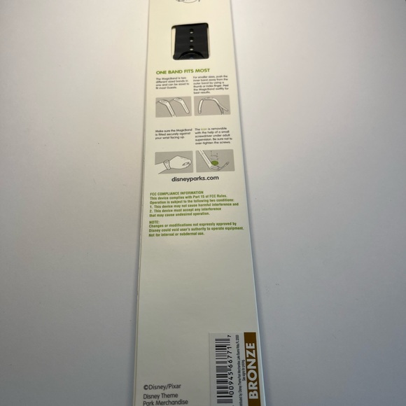 Disney’s Pixar Limited Edition Park Exclusive MagicBand - Picture 4 of 4
